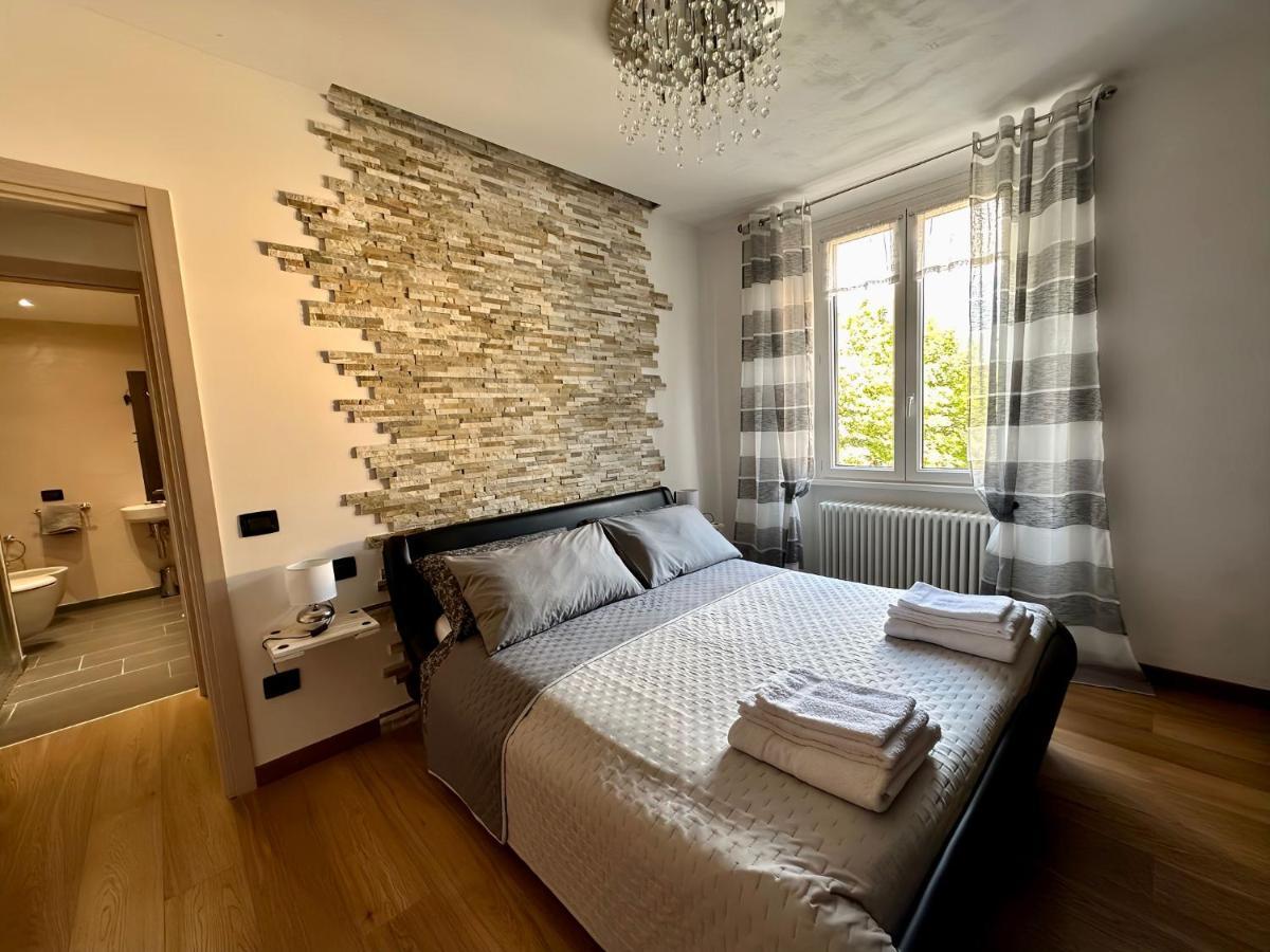 Ferienwohnung Residenza Basilica Tirano Exterior foto